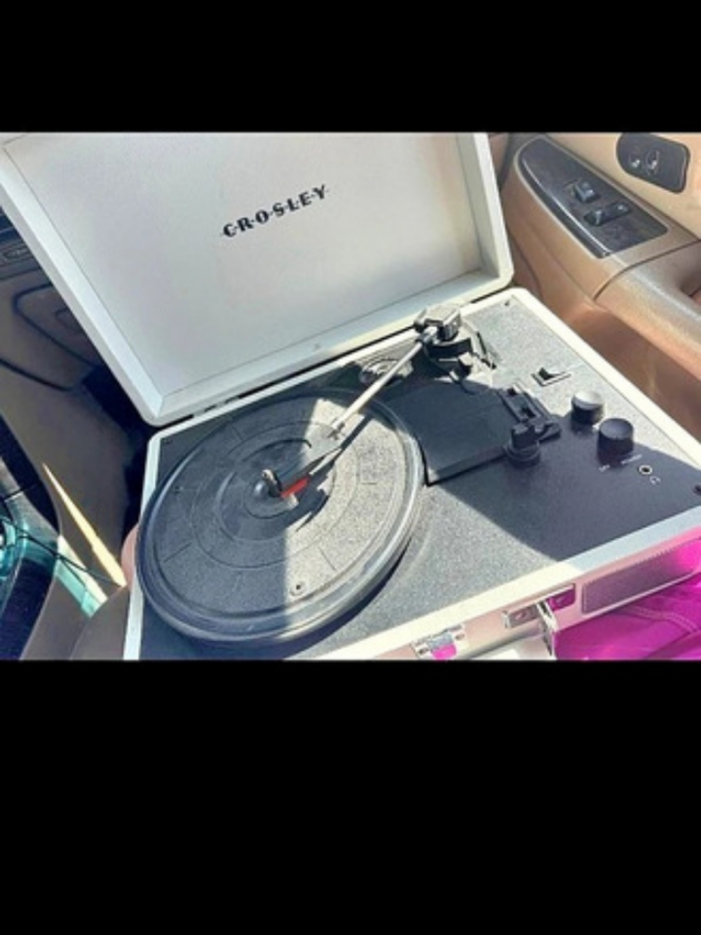Crosley Cruiser Portable Turntable Black & White